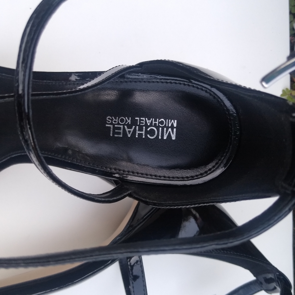Michael Kors Patent Leather Sexy Christmas Sandals - Picture 6 of 12